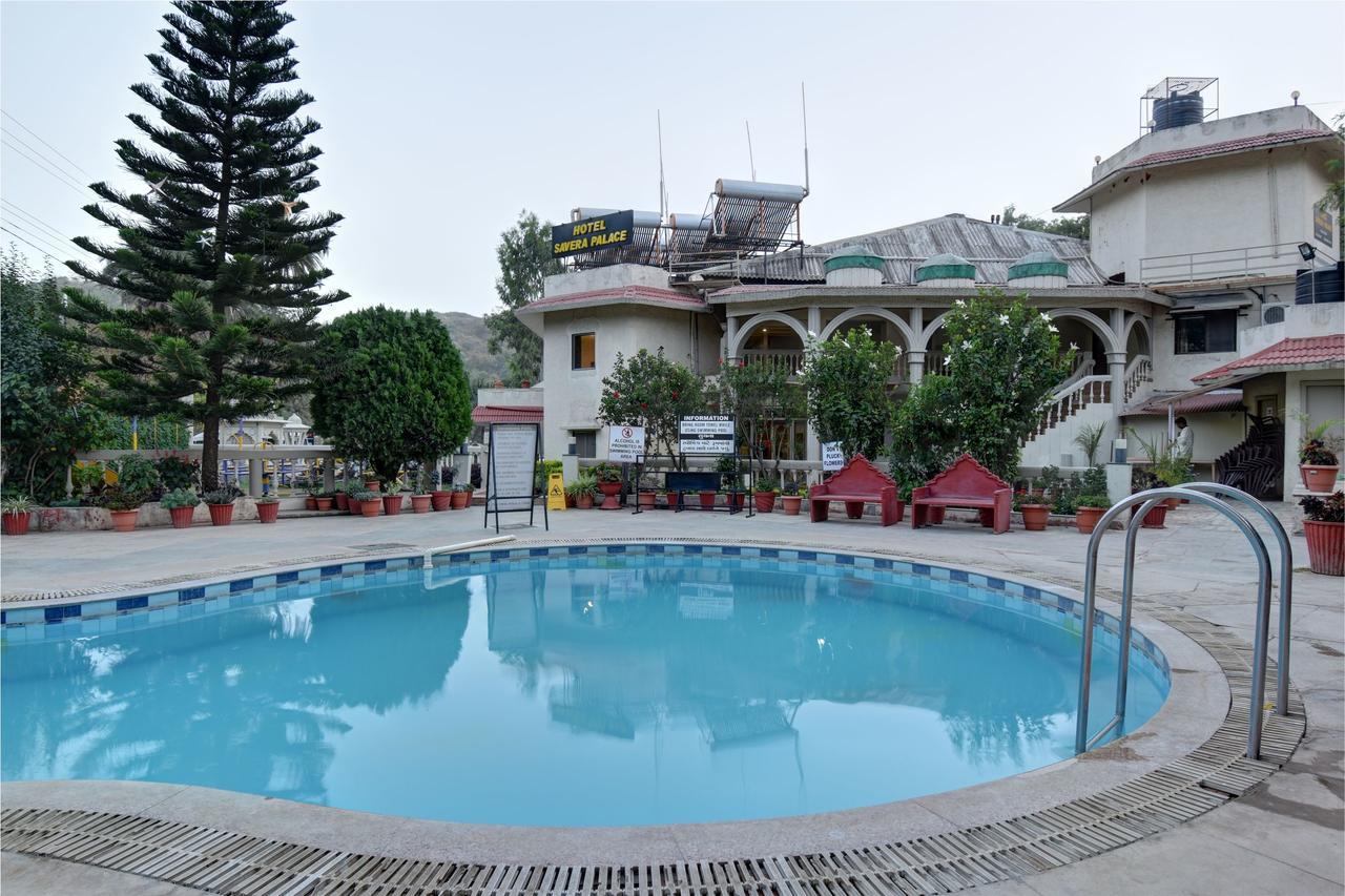 Hotel Savera Palace Mount Abu Exterior foto